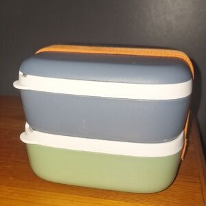 The Pampered Chef Gray Container with Orange Strap